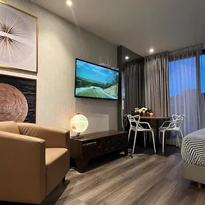With Amenities, Coworking, Service, Gym Apartamento Bogotá